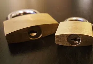 Union Locksmith Store Everett, WA 425-247-3194 - key-broke-in-lock